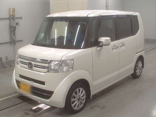 218 Honda N box JF1 2015 г. (CAA Tokyo)